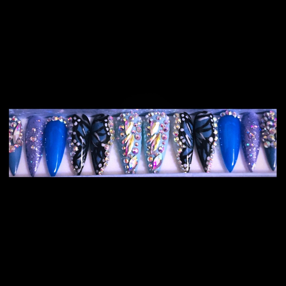 🦋Blingii Butterfly Bluez🦋 Press On Nails-Med